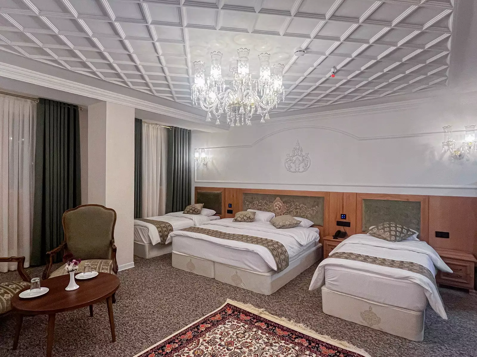 Alibaba https://cdn.alibaba.ir/ostorage/hotel-accommodation-images/68161406f6e8766ef96f5131_چهار تخته.webp